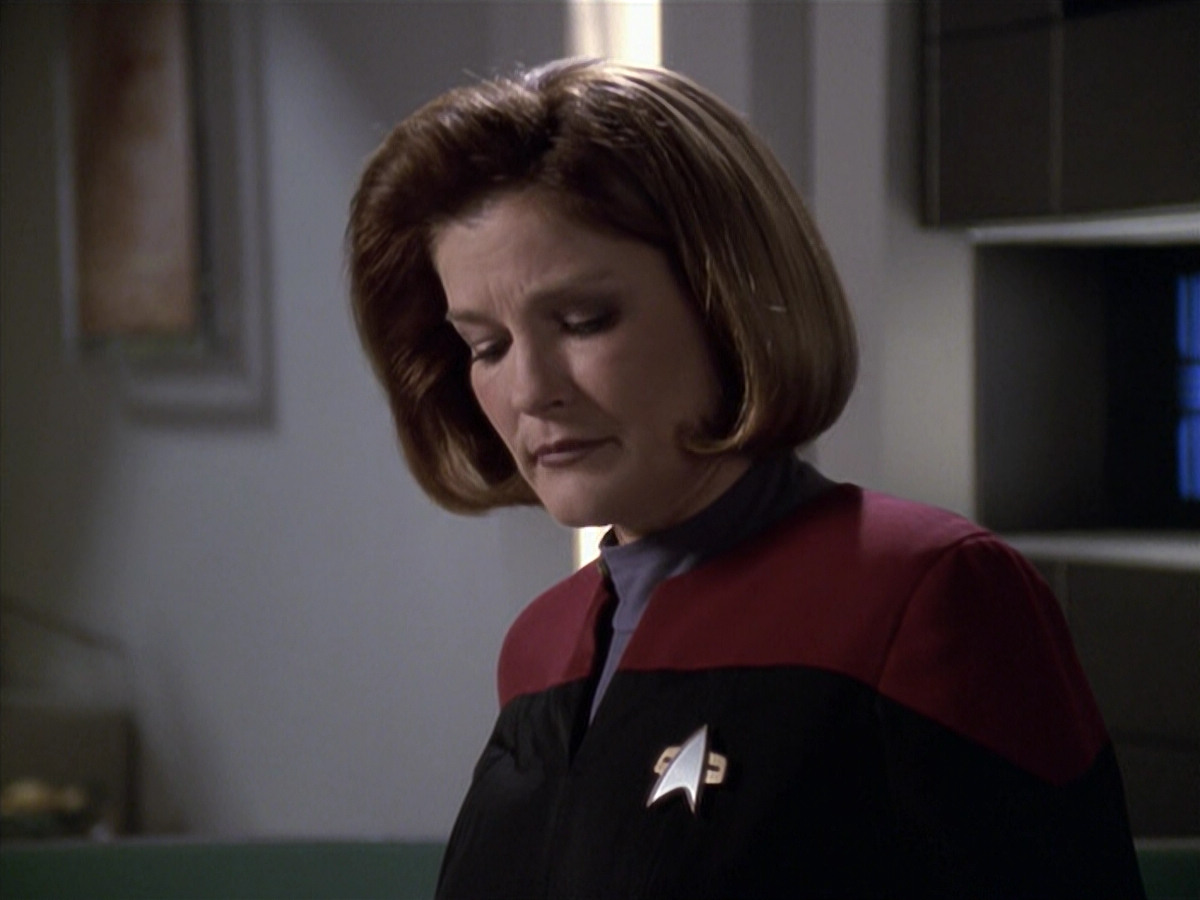 extant_StarTrek_VOY_6x20-GoodShepherd_00052.jpg