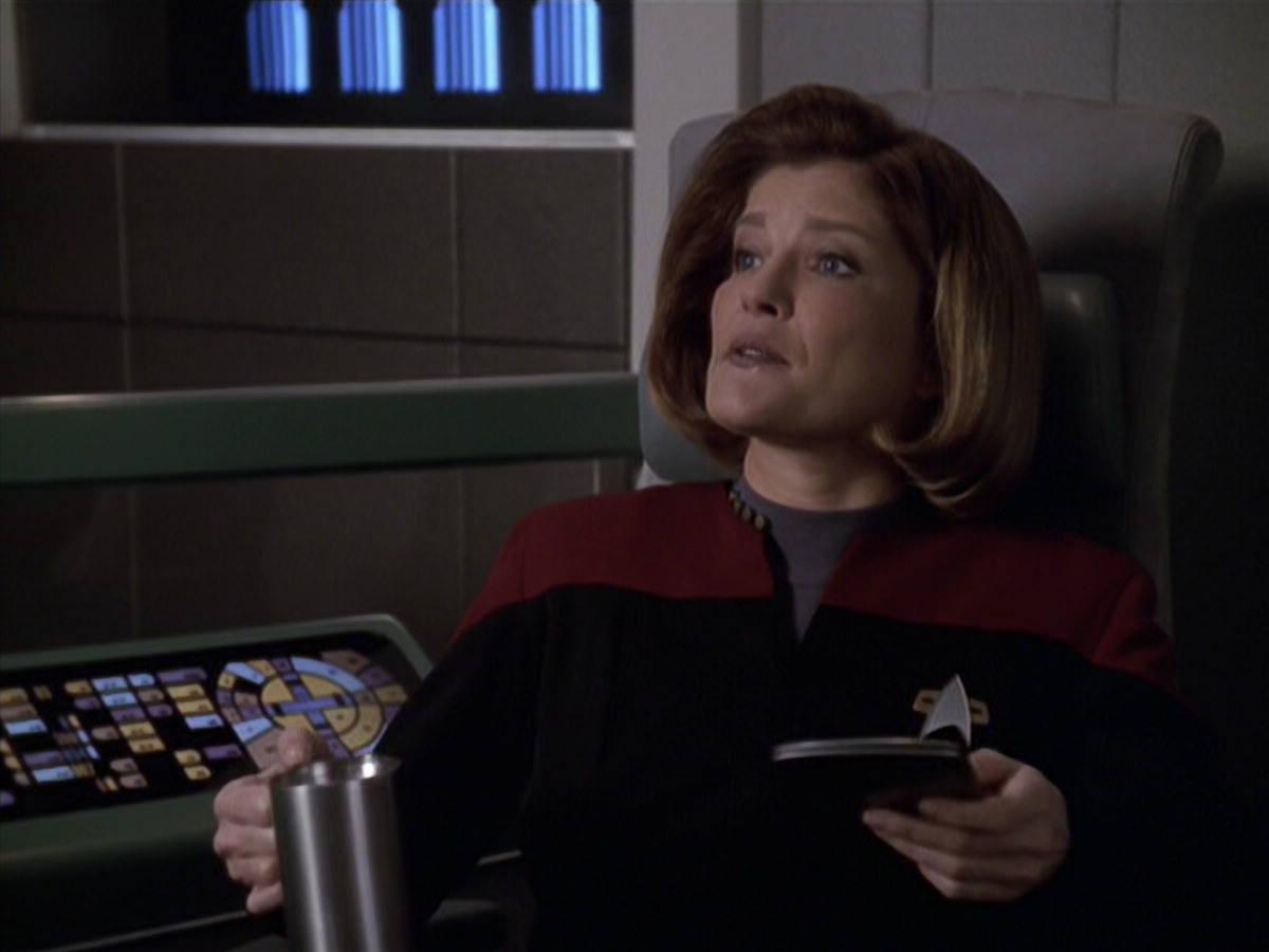extant_StarTrek_VOY_6x20-GoodShepherd_00060.jpg