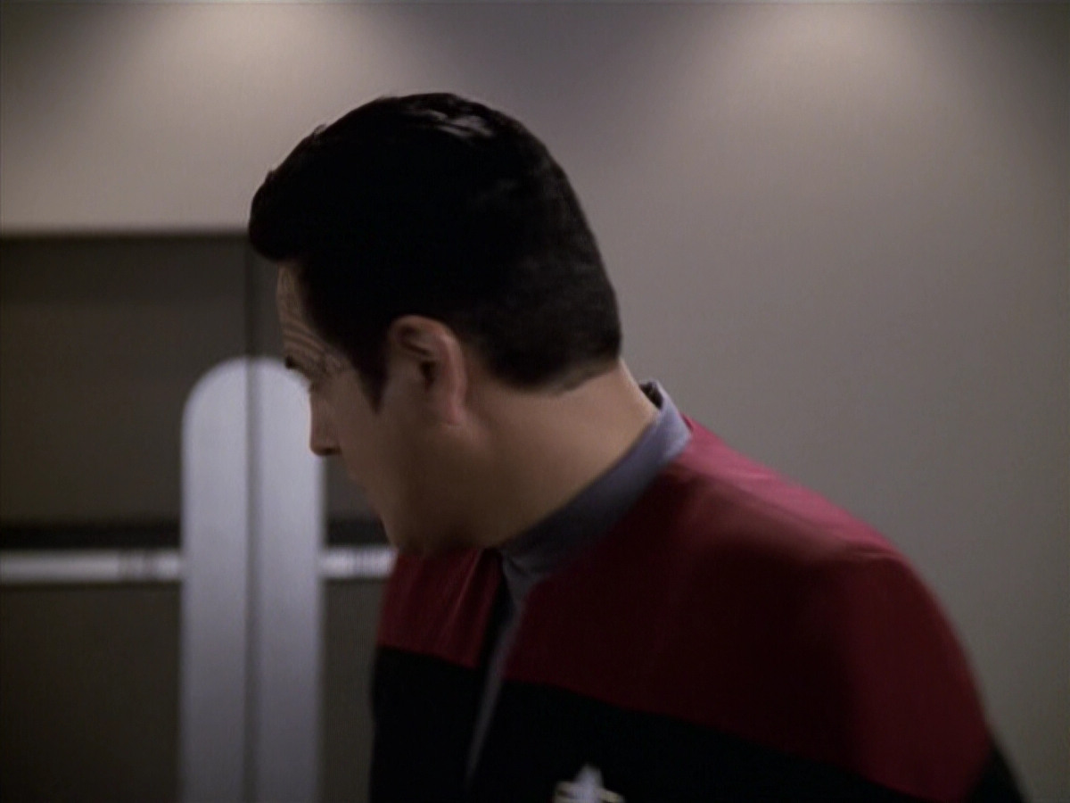 extant_StarTrek_VOY_6x20-GoodShepherd_00062.jpg