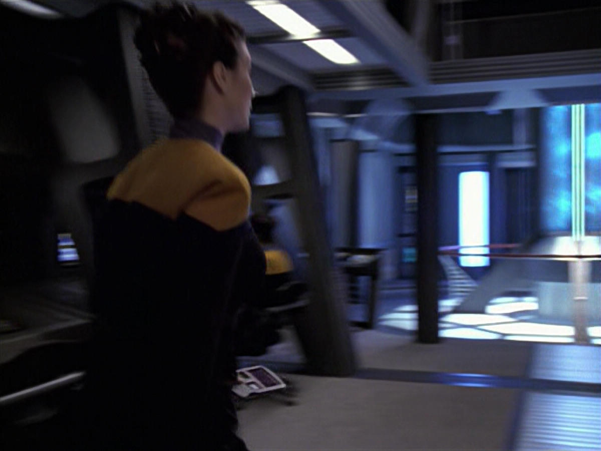 extant_StarTrek_VOY_6x20-GoodShepherd_00132.jpg