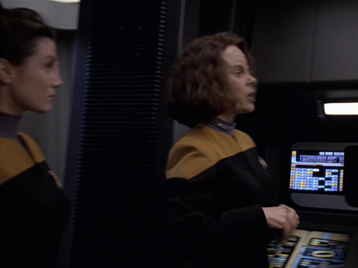 extant_StarTrek_VOY_6x20-GoodShepherd_00141.jpg