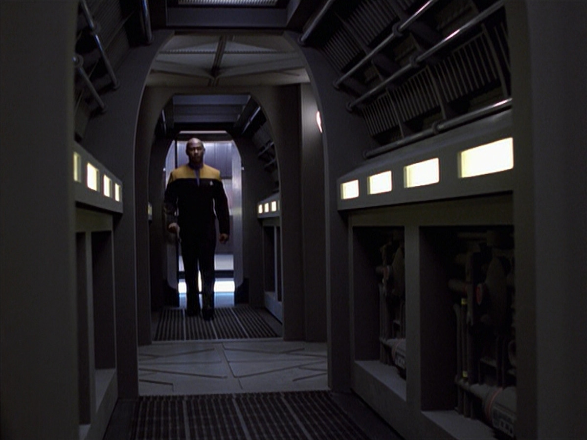 extant_StarTrek_VOY_6x20-GoodShepherd_00162.jpg