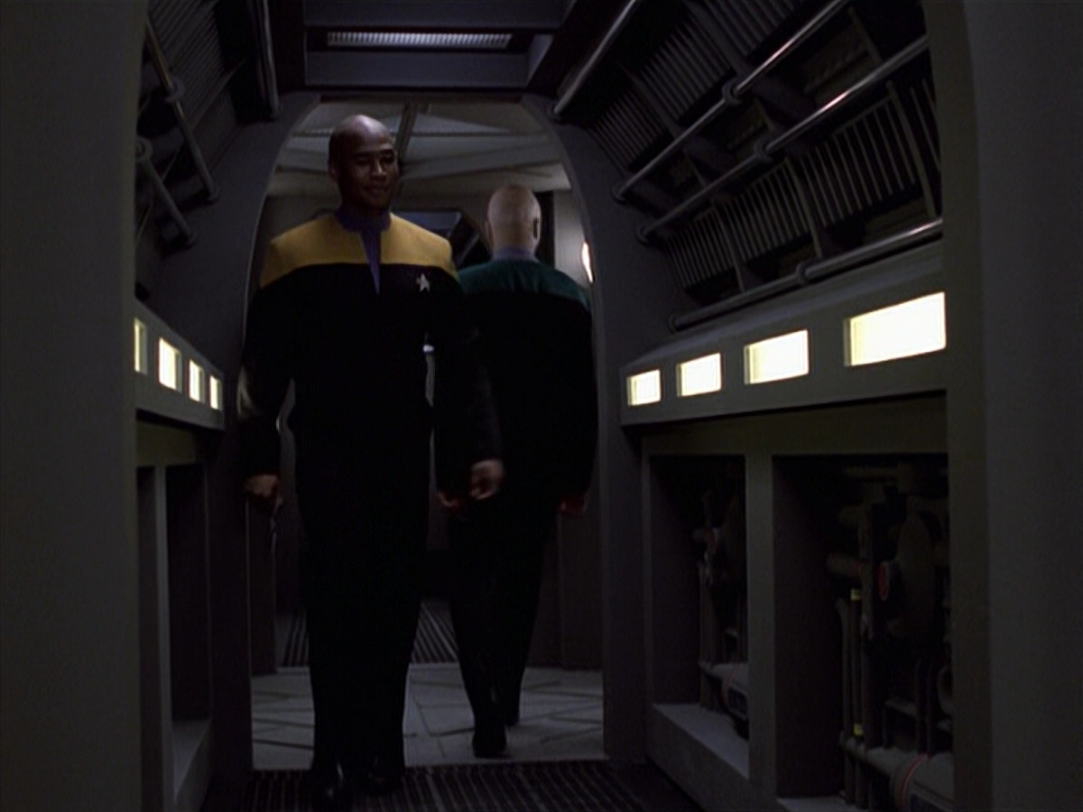 extant_StarTrek_VOY_6x20-GoodShepherd_00167.jpg