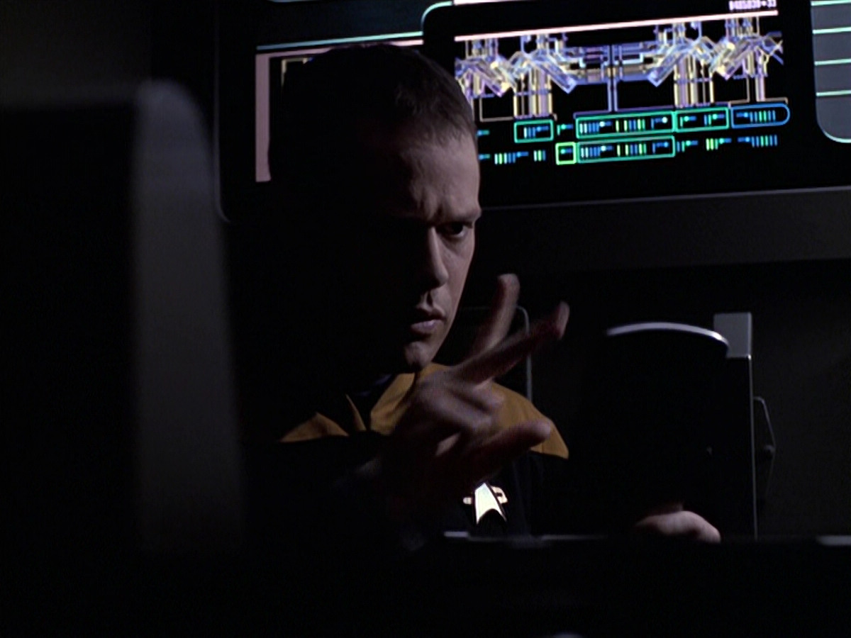 extant_StarTrek_VOY_6x20-GoodShepherd_00177.jpg