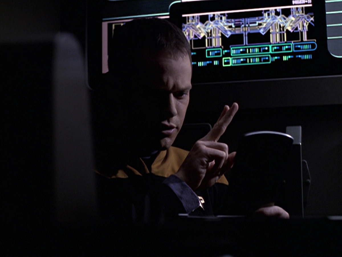 extant_StarTrek_VOY_6x20-GoodShepherd_00179.jpg