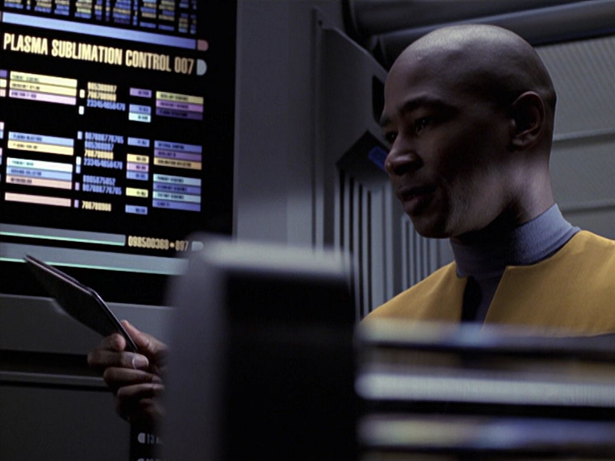 extant_StarTrek_VOY_6x20-GoodShepherd_00205.jpg