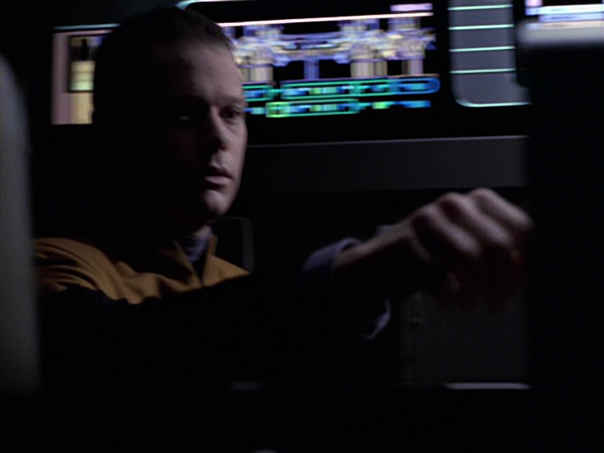 extant_StarTrek_VOY_6x20-GoodShepherd_00211.jpg