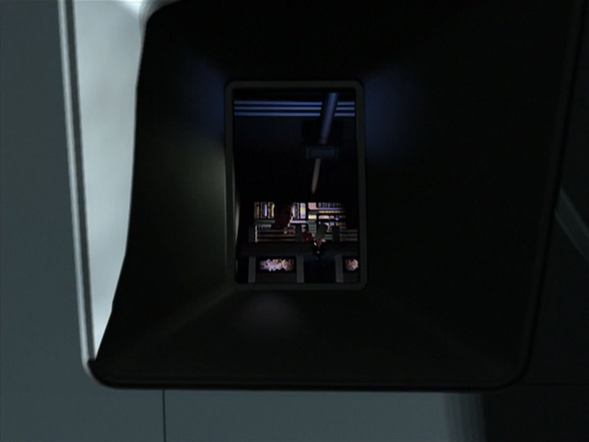 extant_StarTrek_VOY_6x20-GoodShepherd_00231.jpg