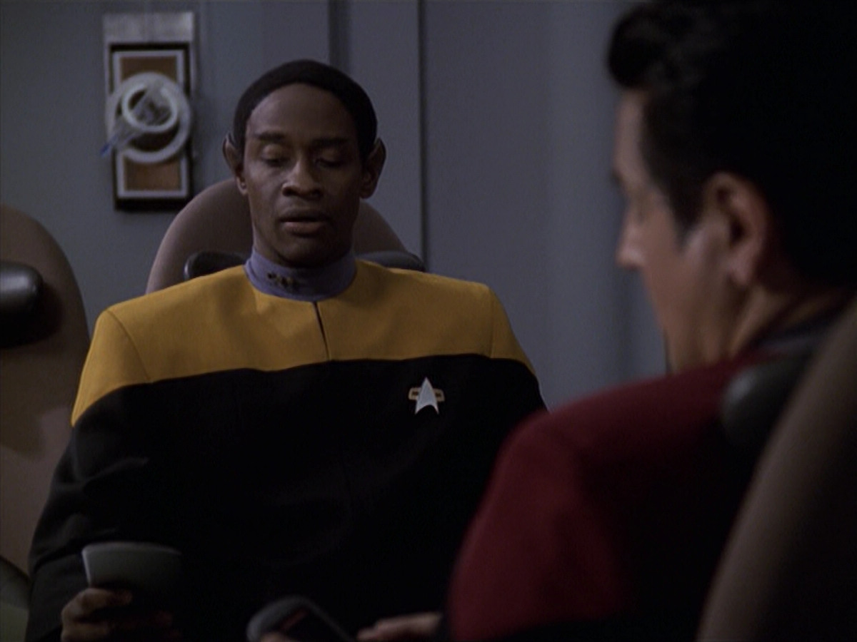 extant_StarTrek_VOY_6x20-GoodShepherd_00557.jpg