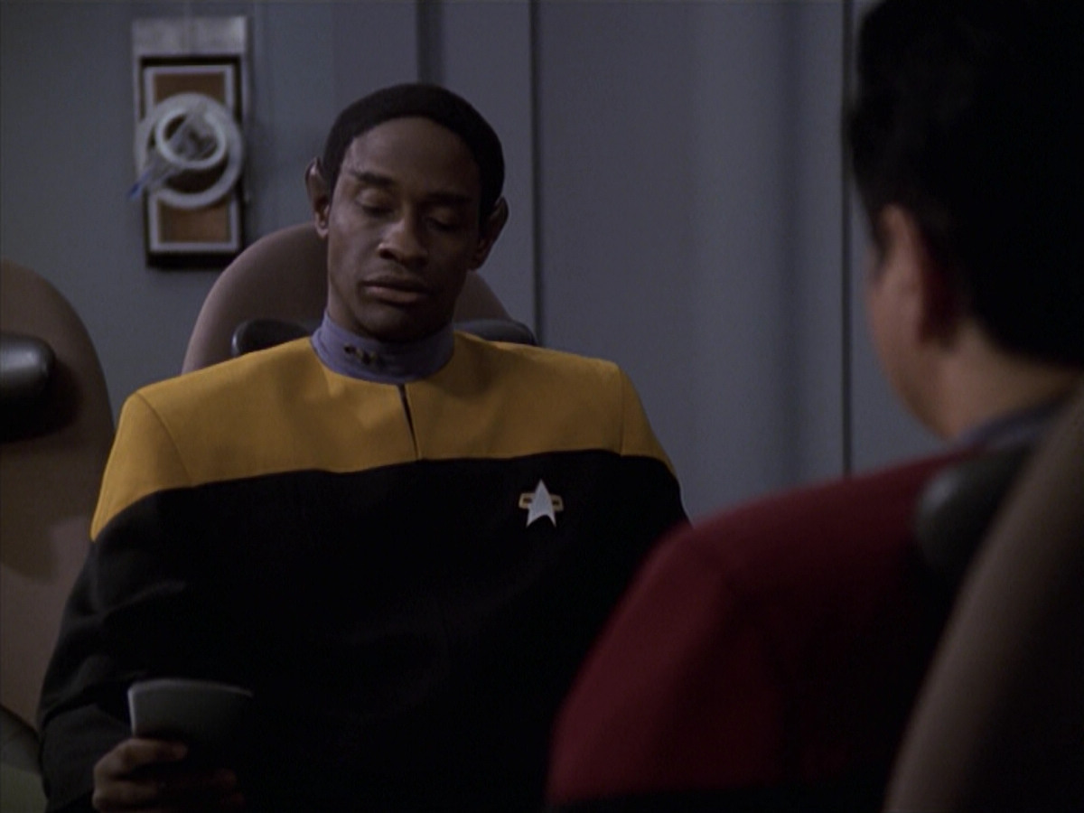extant_StarTrek_VOY_6x20-GoodShepherd_00562.jpg