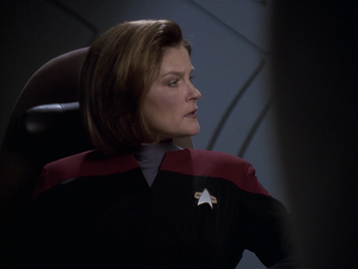 extant_StarTrek_VOY_6x20-GoodShepherd_00600.jpg