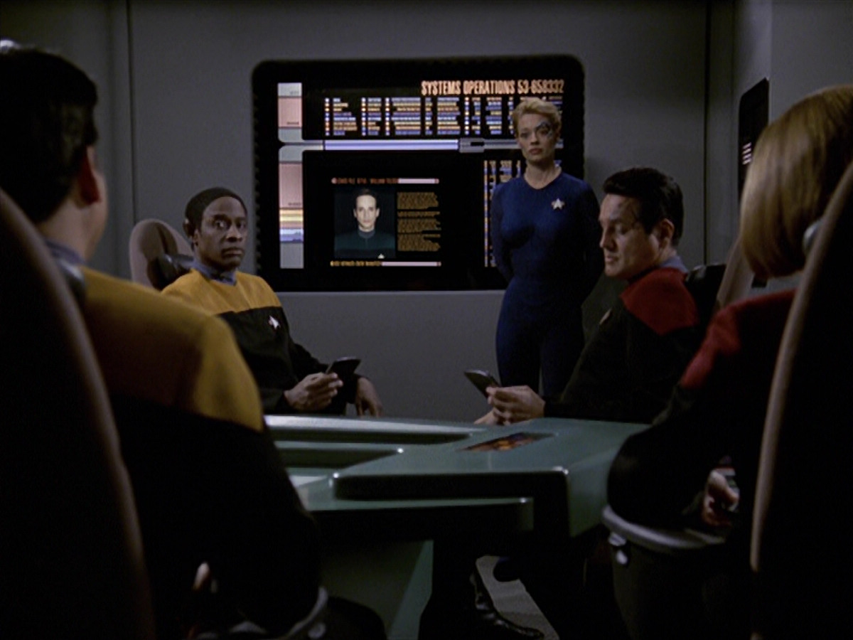 extant_StarTrek_VOY_6x20-GoodShepherd_00618.jpg