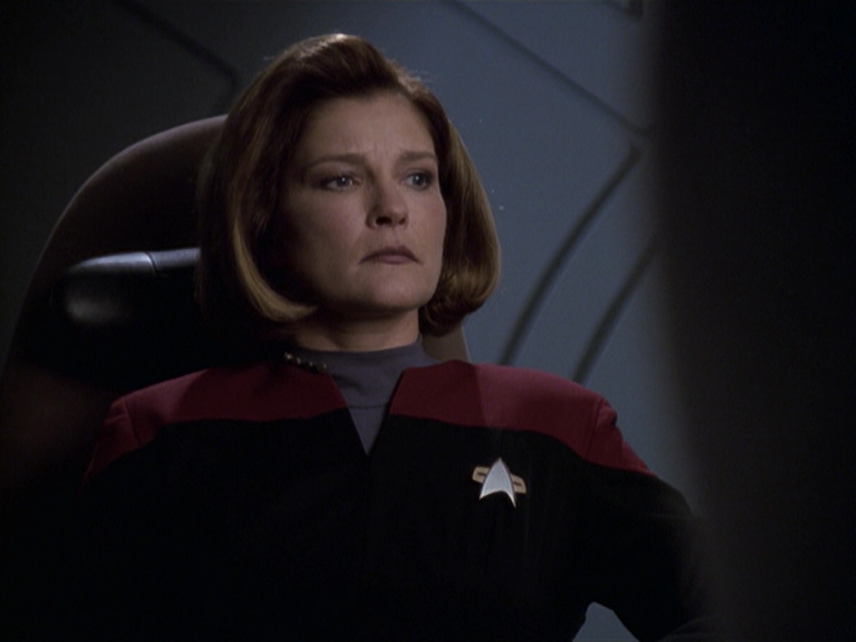 extant_StarTrek_VOY_6x20-GoodShepherd_00634.jpg