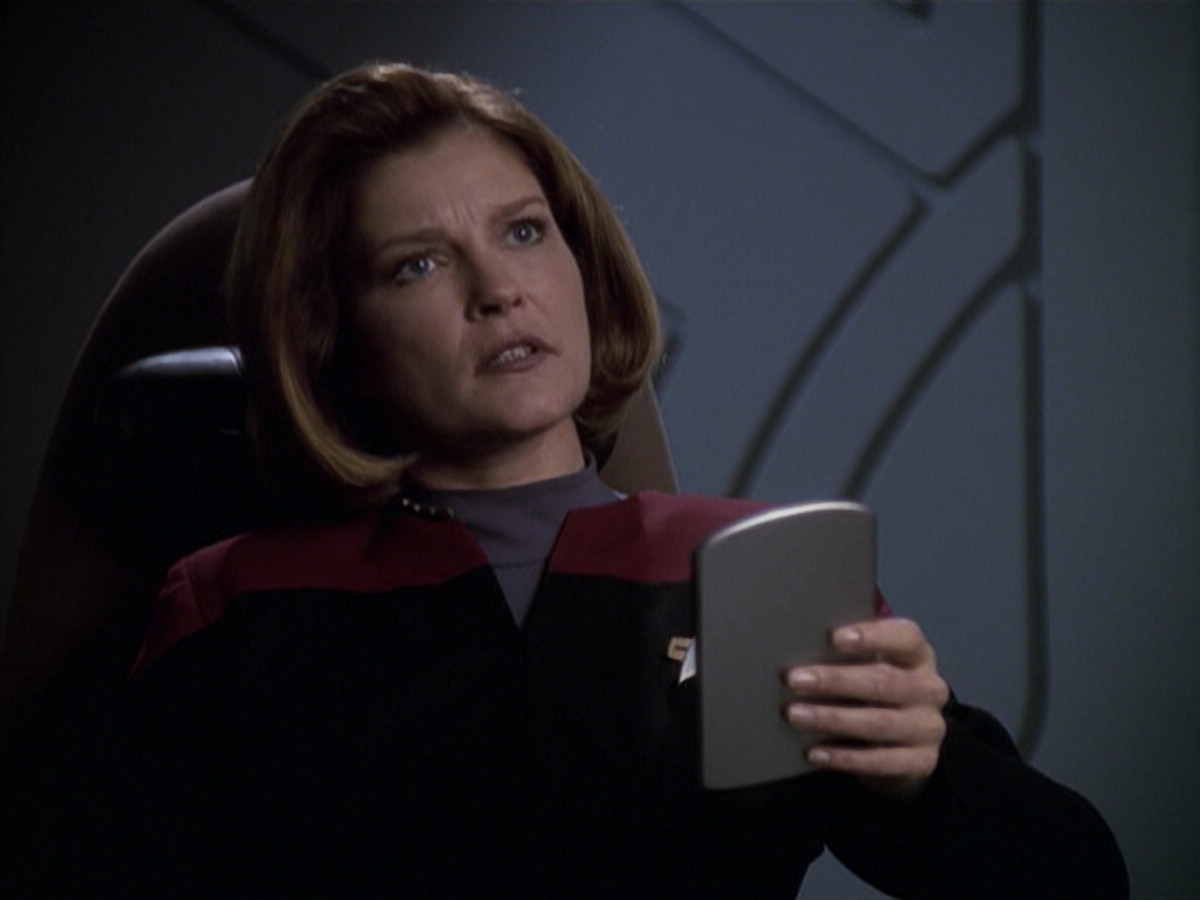 extant_StarTrek_VOY_6x20-GoodShepherd_00667.jpg