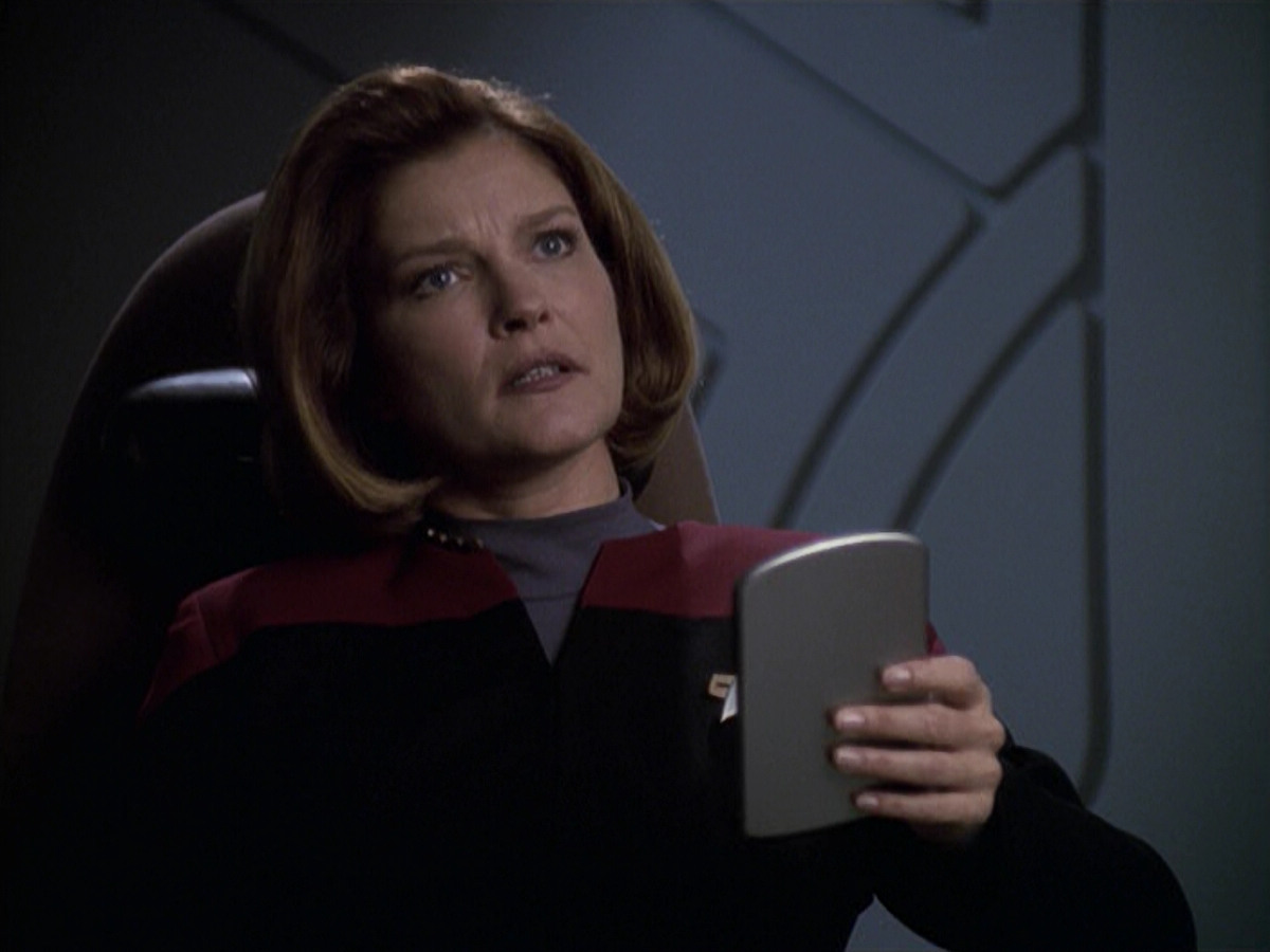 extant_StarTrek_VOY_6x20-GoodShepherd_00668.jpg