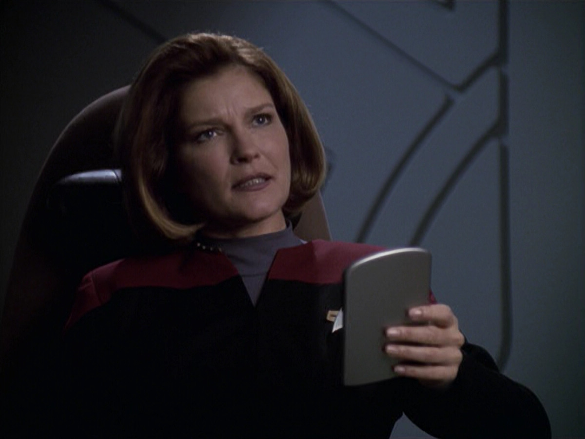 extant_StarTrek_VOY_6x20-GoodShepherd_00678.jpg