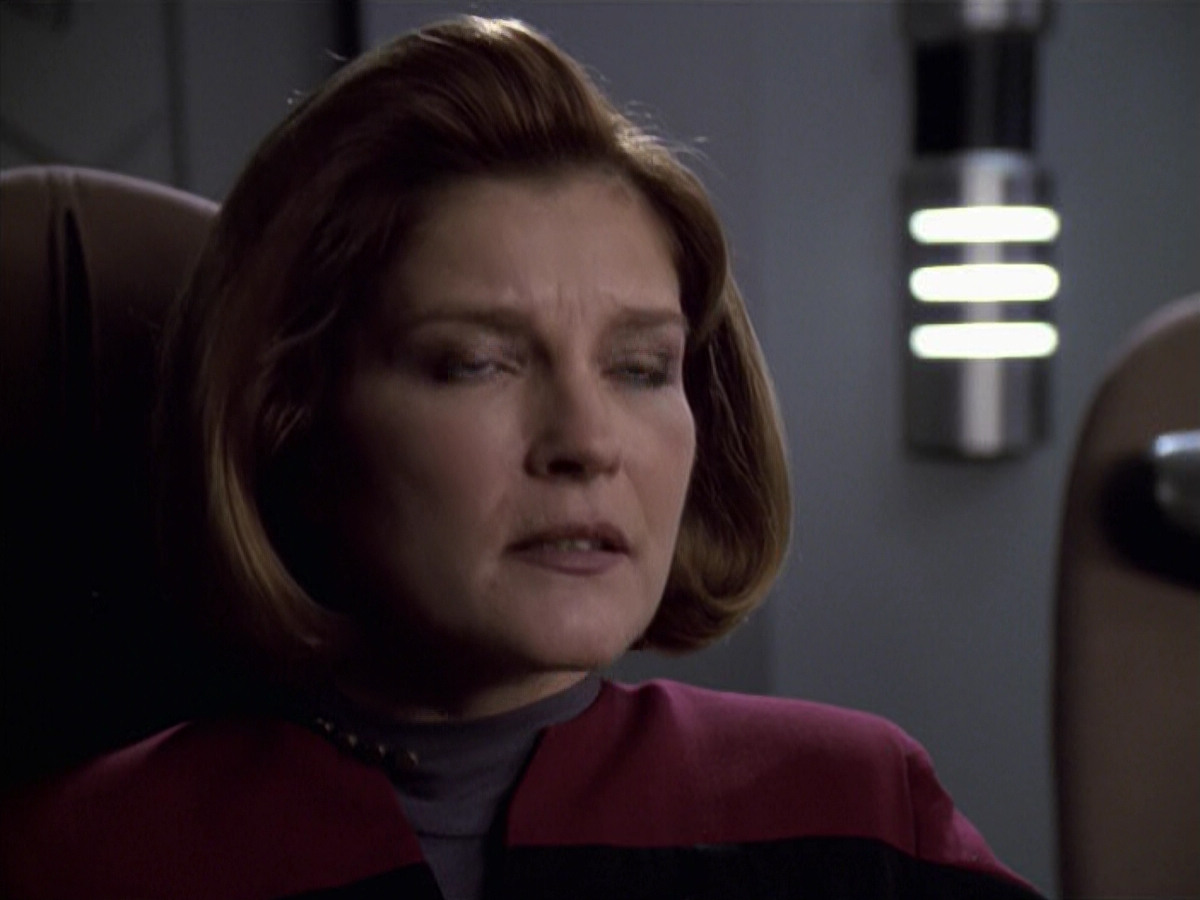 extant_StarTrek_VOY_6x20-GoodShepherd_00727.jpg