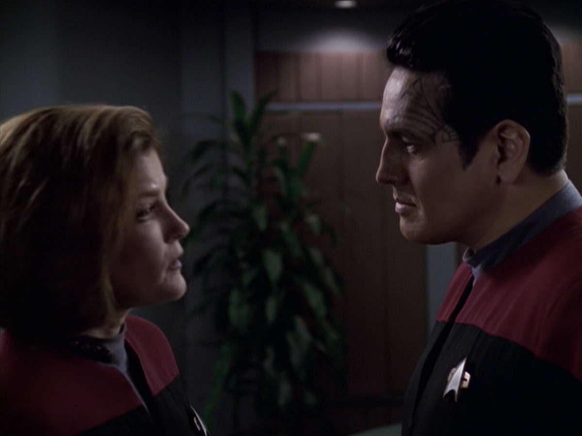 extant_StarTrek_VOY_6x20-GoodShepherd_00744.jpg