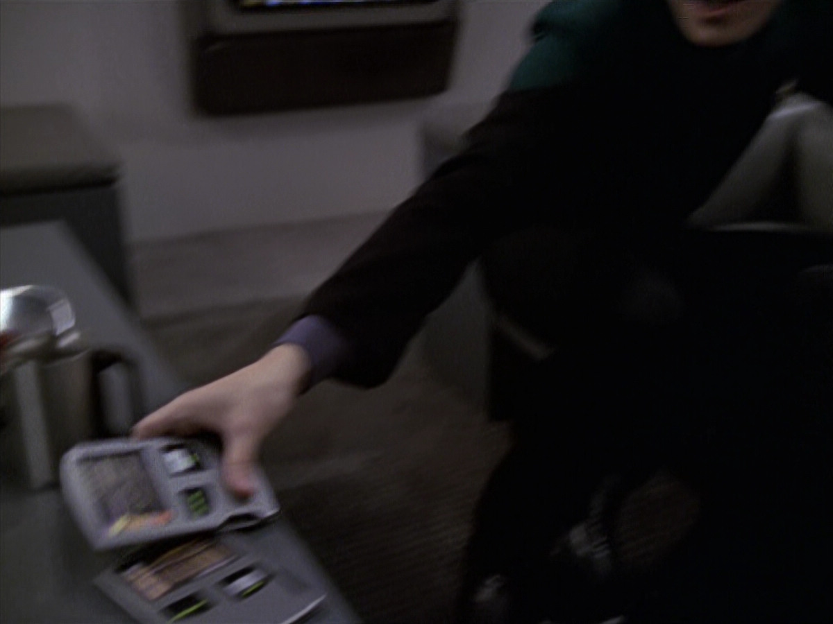extant_StarTrek_VOY_6x20-GoodShepherd_00766.jpg
