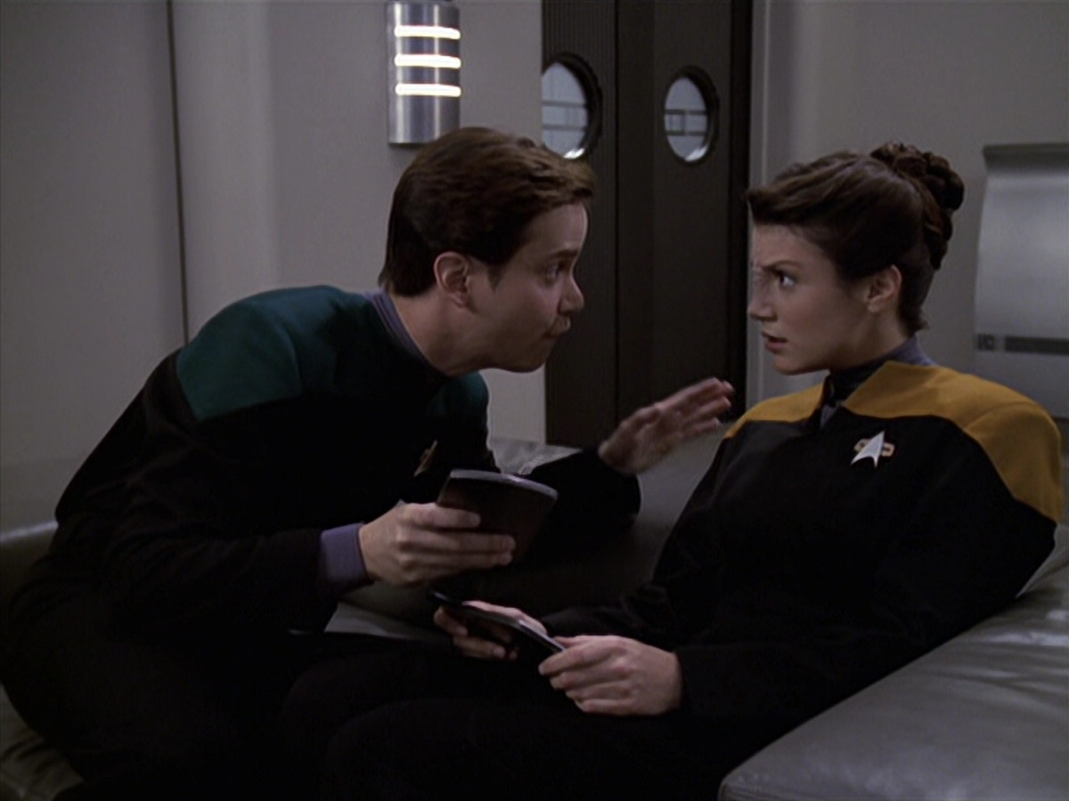 extant_StarTrek_VOY_6x20-GoodShepherd_00769.jpg