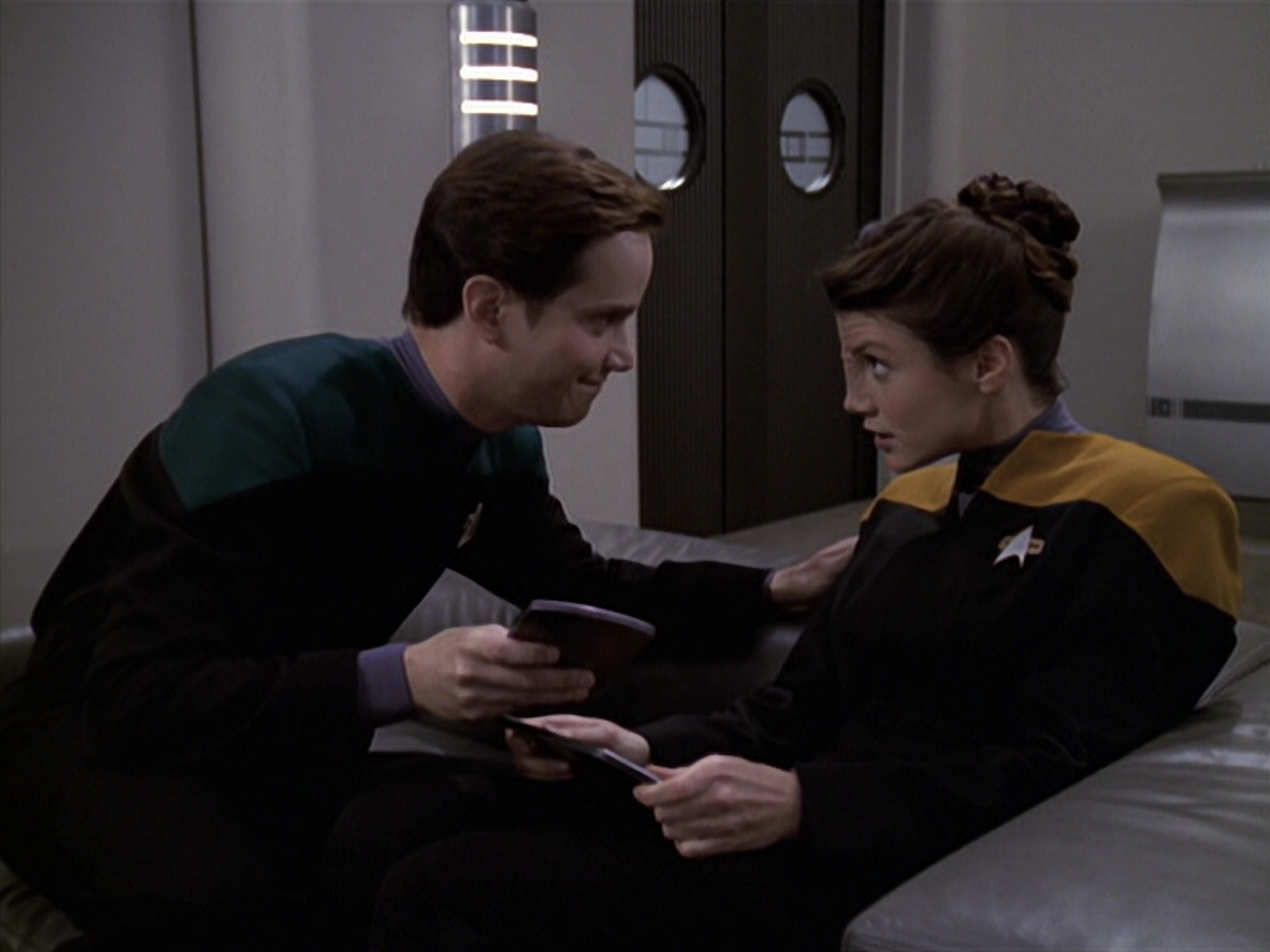 extant_StarTrek_VOY_6x20-GoodShepherd_00773.jpg