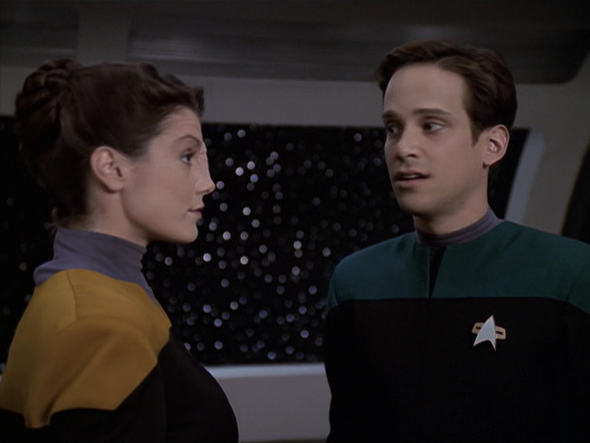 extant_StarTrek_VOY_6x20-GoodShepherd_00788.jpg