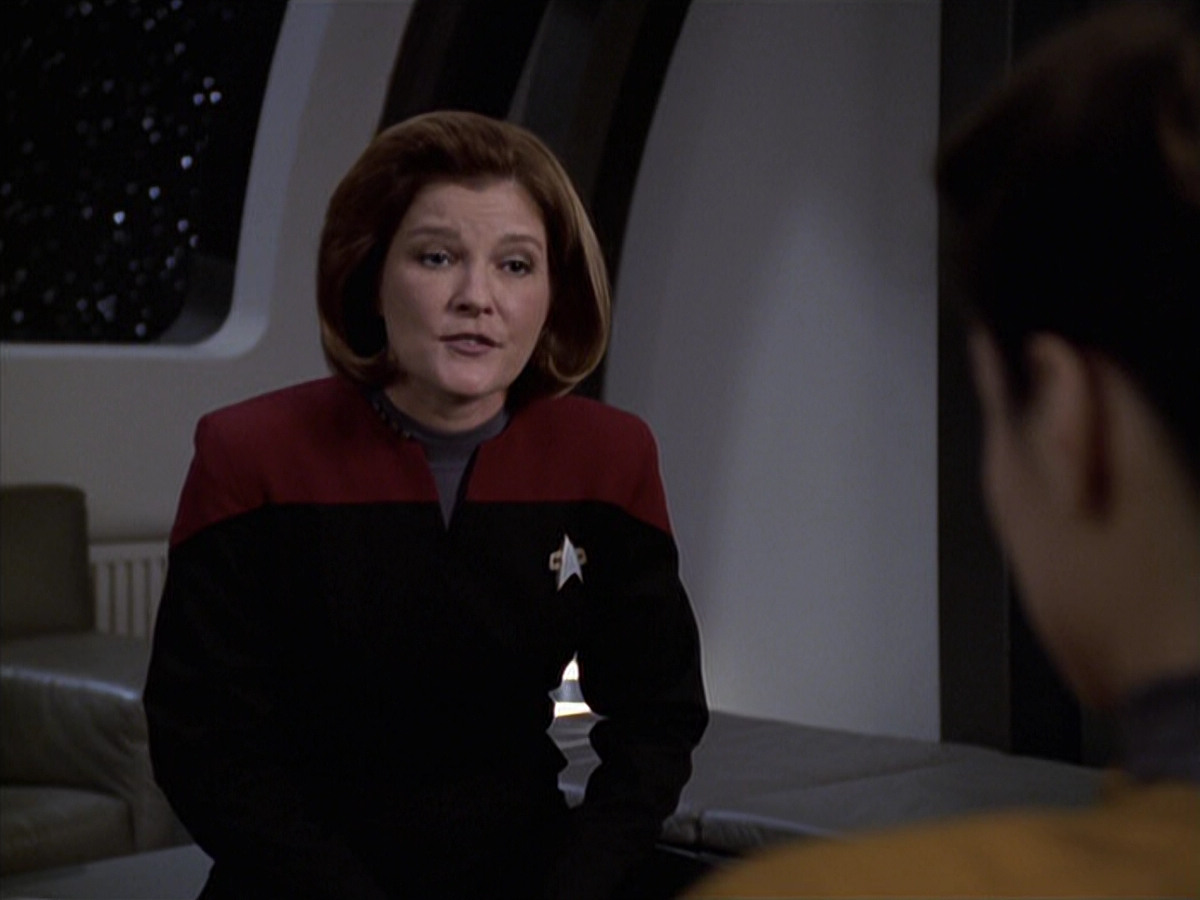 extant_StarTrek_VOY_6x20-GoodShepherd_00800.jpg