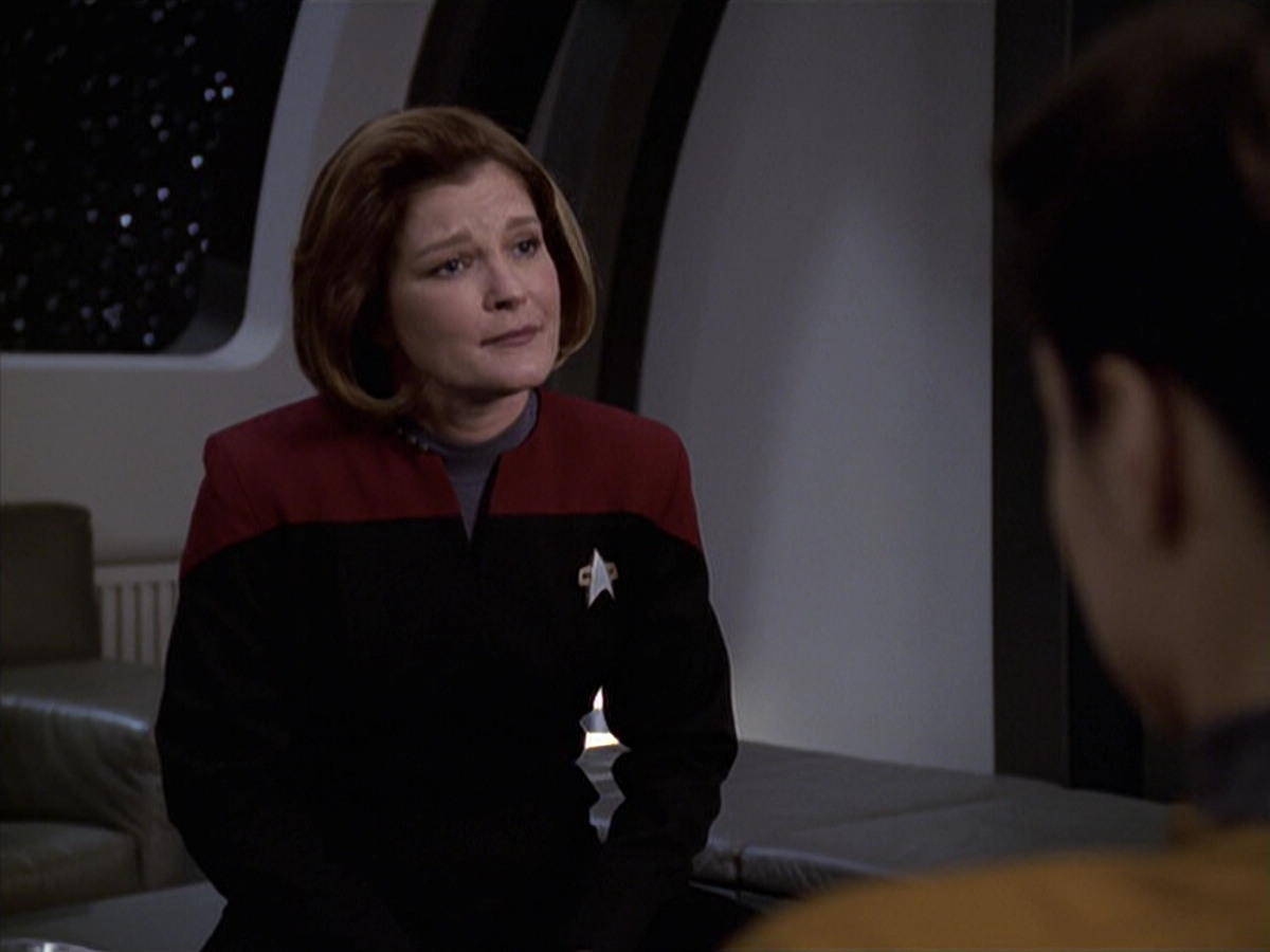 extant_StarTrek_VOY_6x20-GoodShepherd_00802.jpg