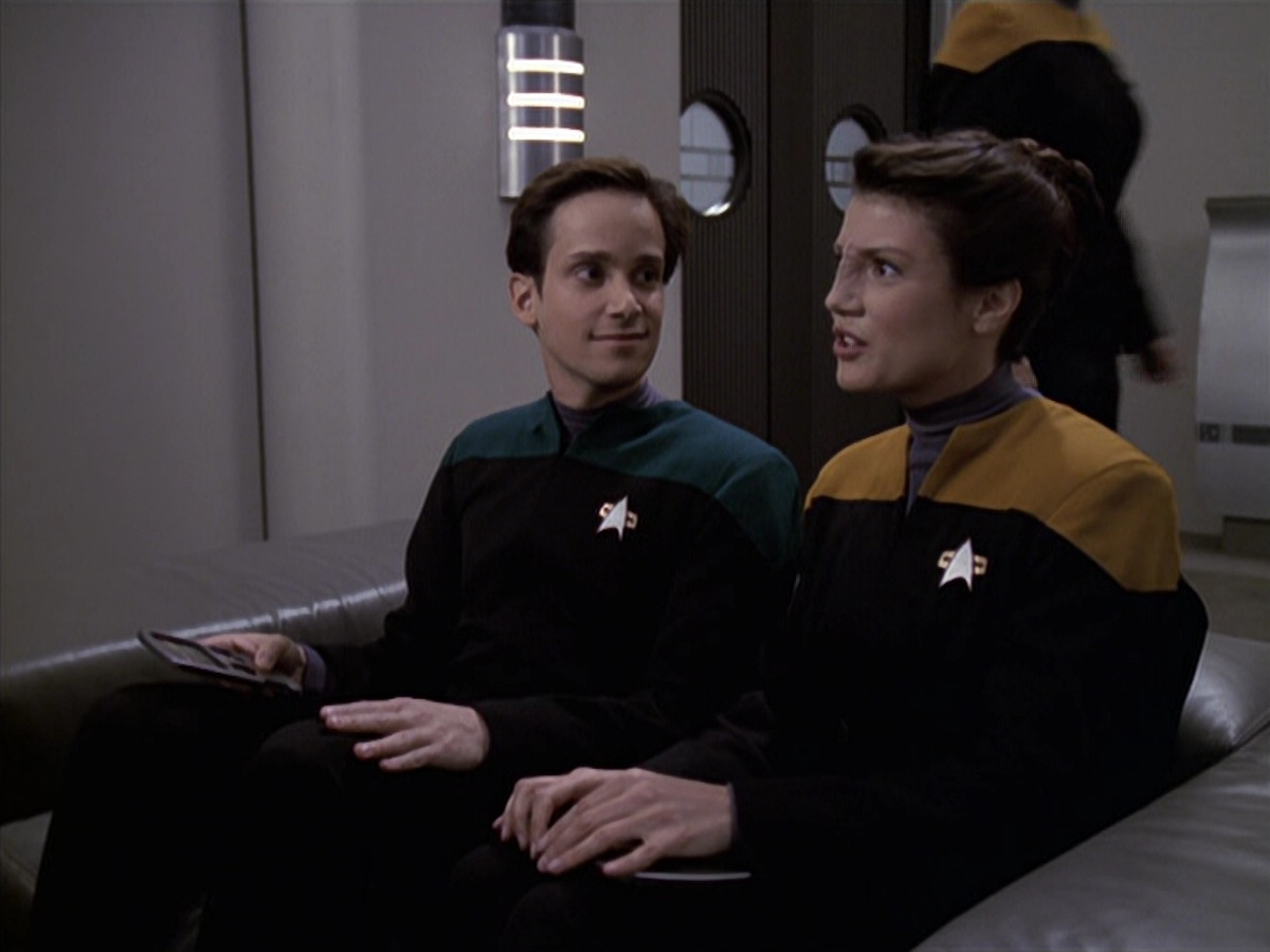 extant_StarTrek_VOY_6x20-GoodShepherd_00809.jpg