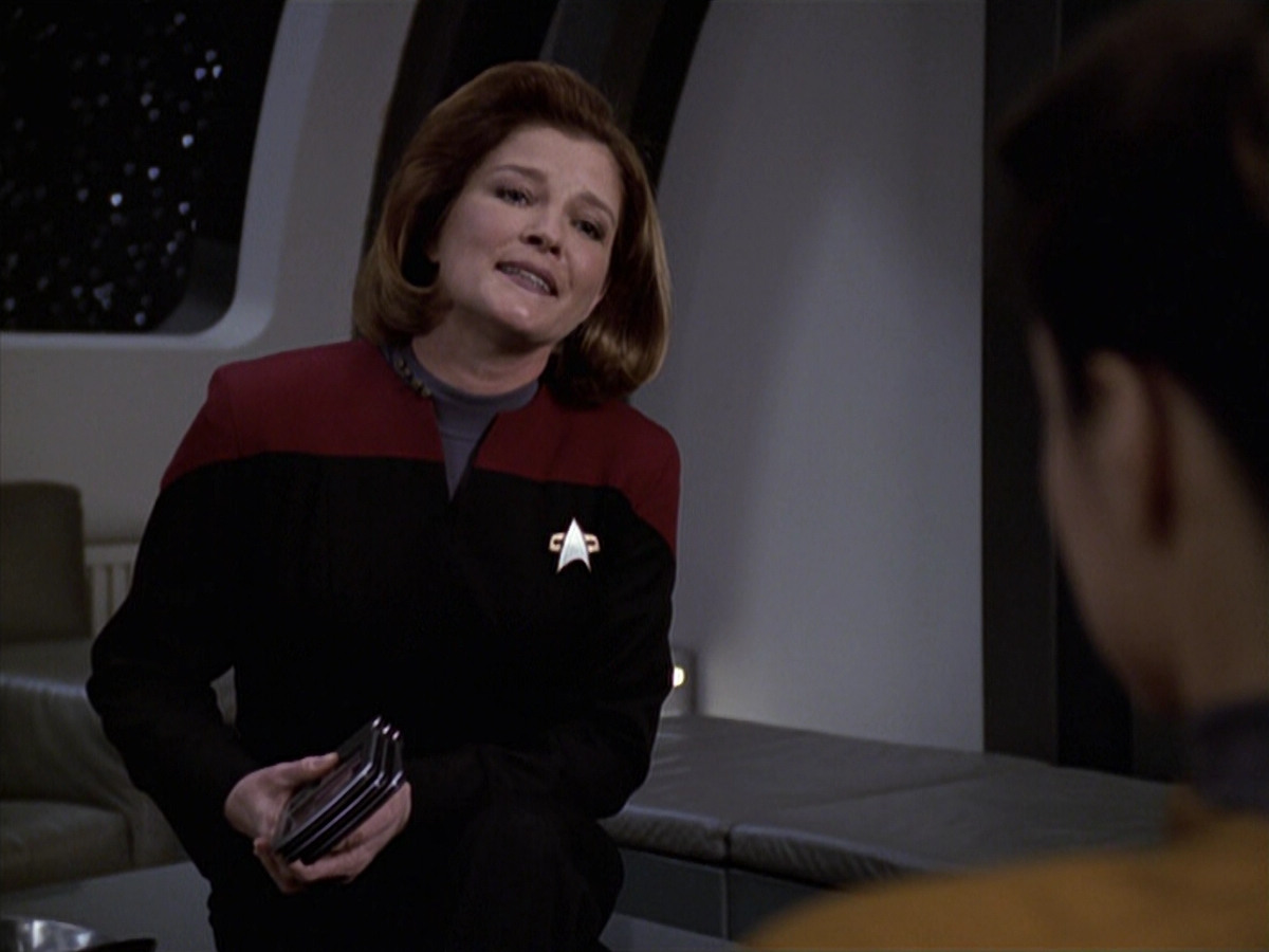 extant_StarTrek_VOY_6x20-GoodShepherd_00813.jpg