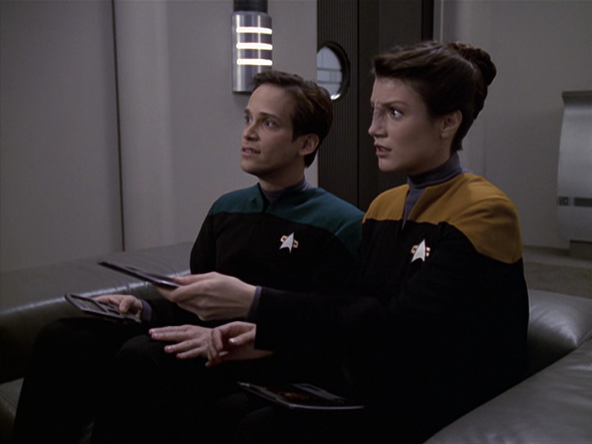 extant_StarTrek_VOY_6x20-GoodShepherd_00817.jpg