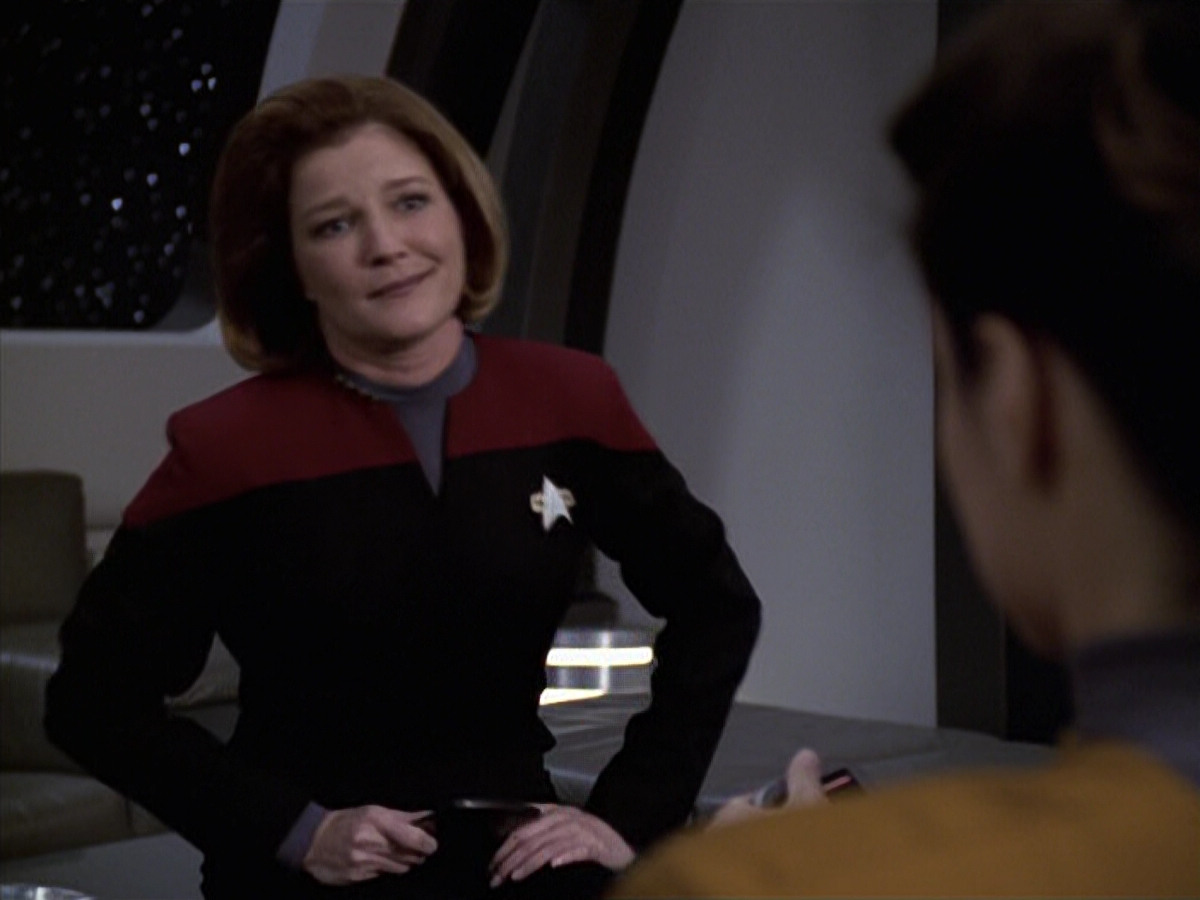 extant_StarTrek_VOY_6x20-GoodShepherd_00823.jpg