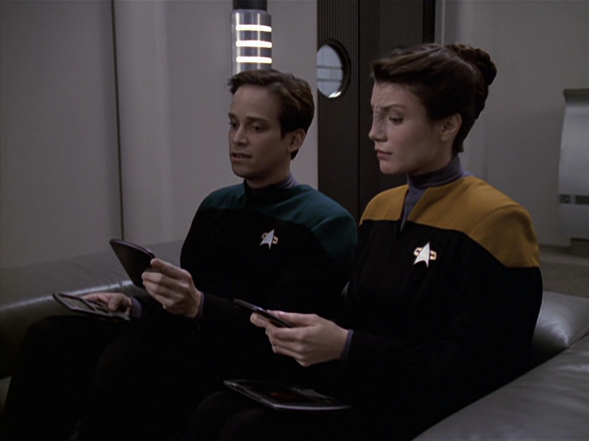 extant_StarTrek_VOY_6x20-GoodShepherd_00825.jpg