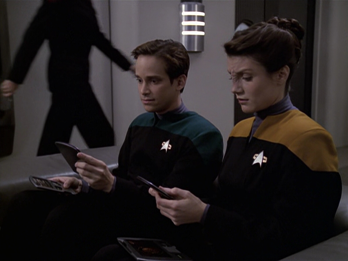 extant_StarTrek_VOY_6x20-GoodShepherd_00827.jpg