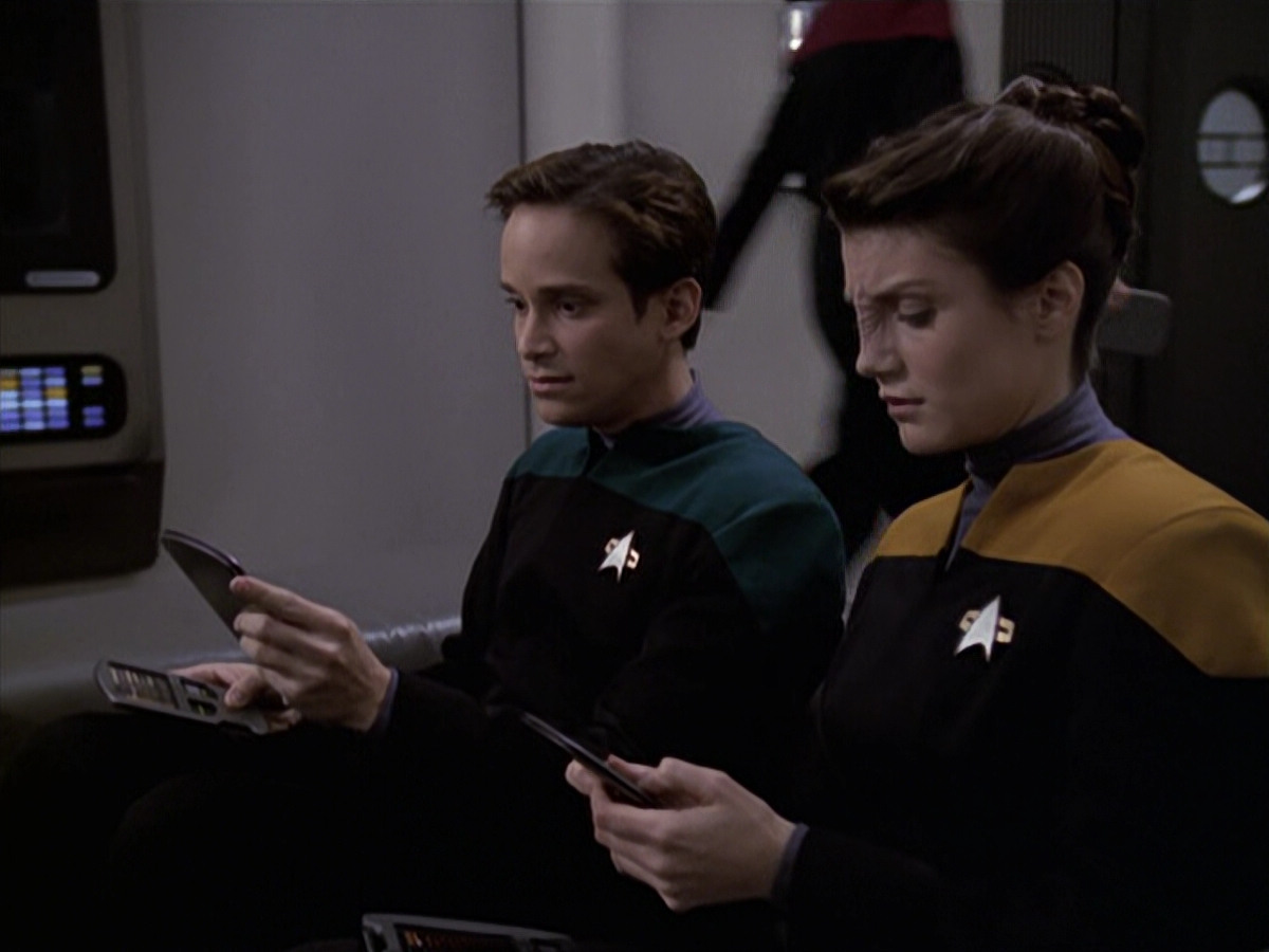 extant_StarTrek_VOY_6x20-GoodShepherd_00828.jpg