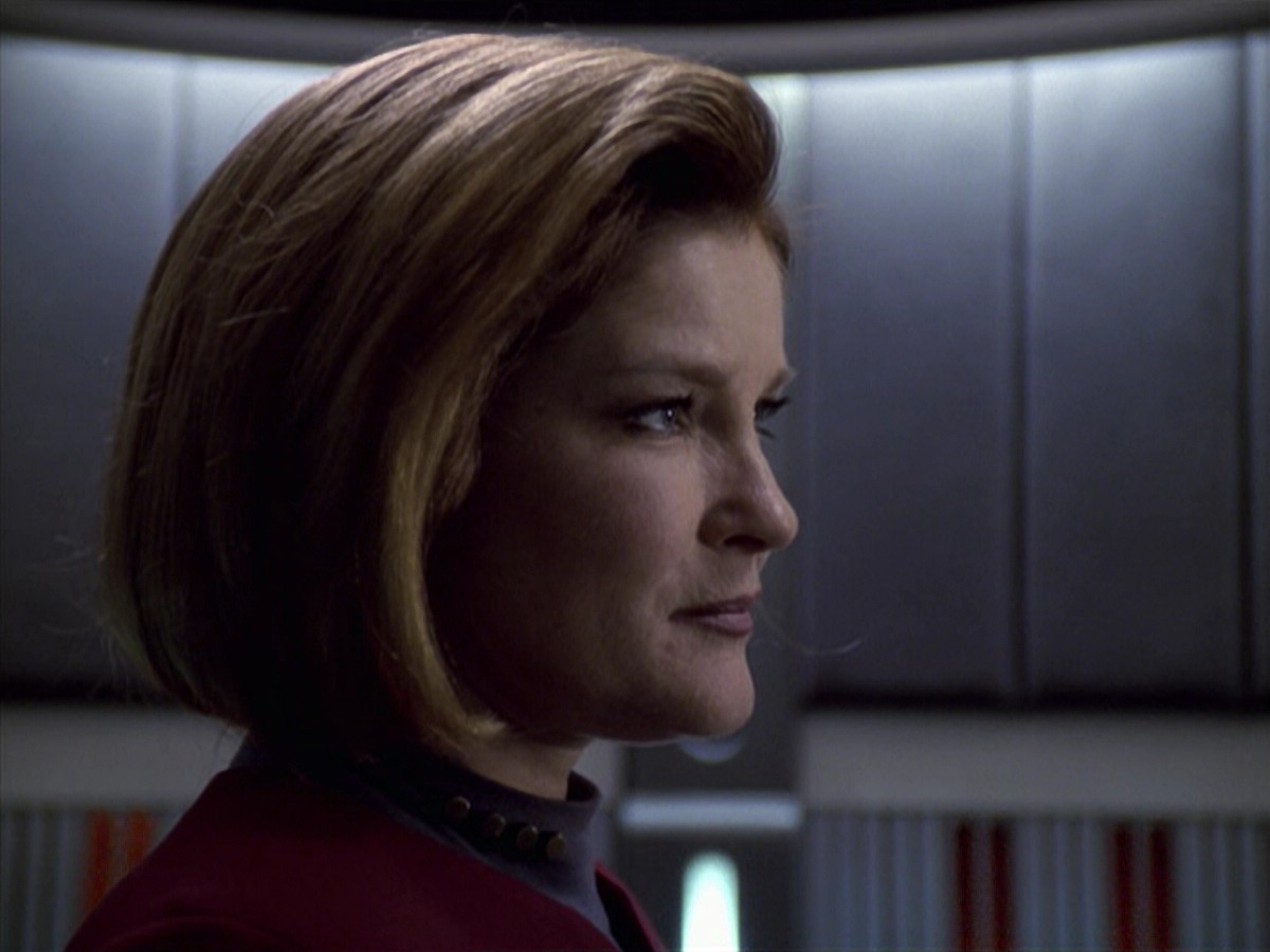 extant_StarTrek_VOY_6x20-GoodShepherd_00844.jpg