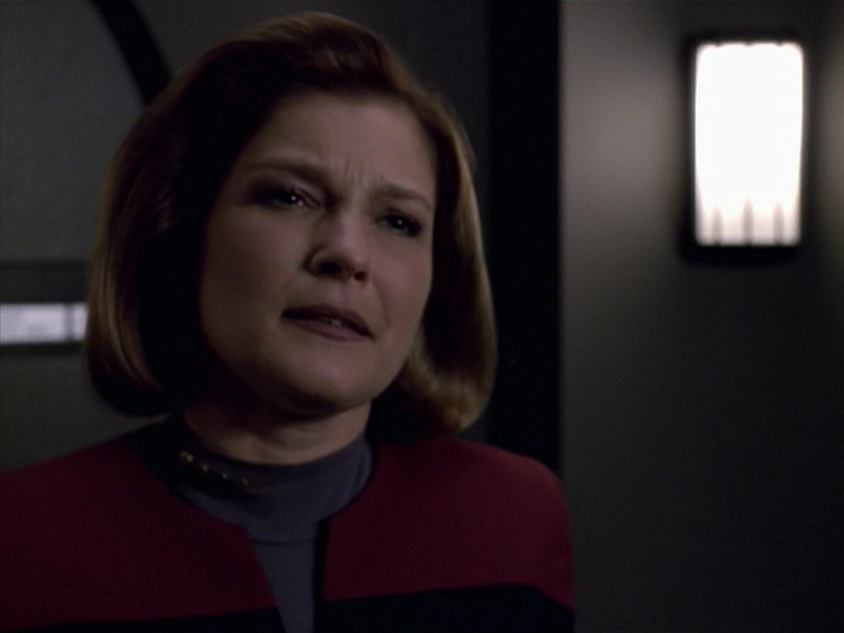 extant_StarTrek_VOY_6x20-GoodShepherd_00883.jpg