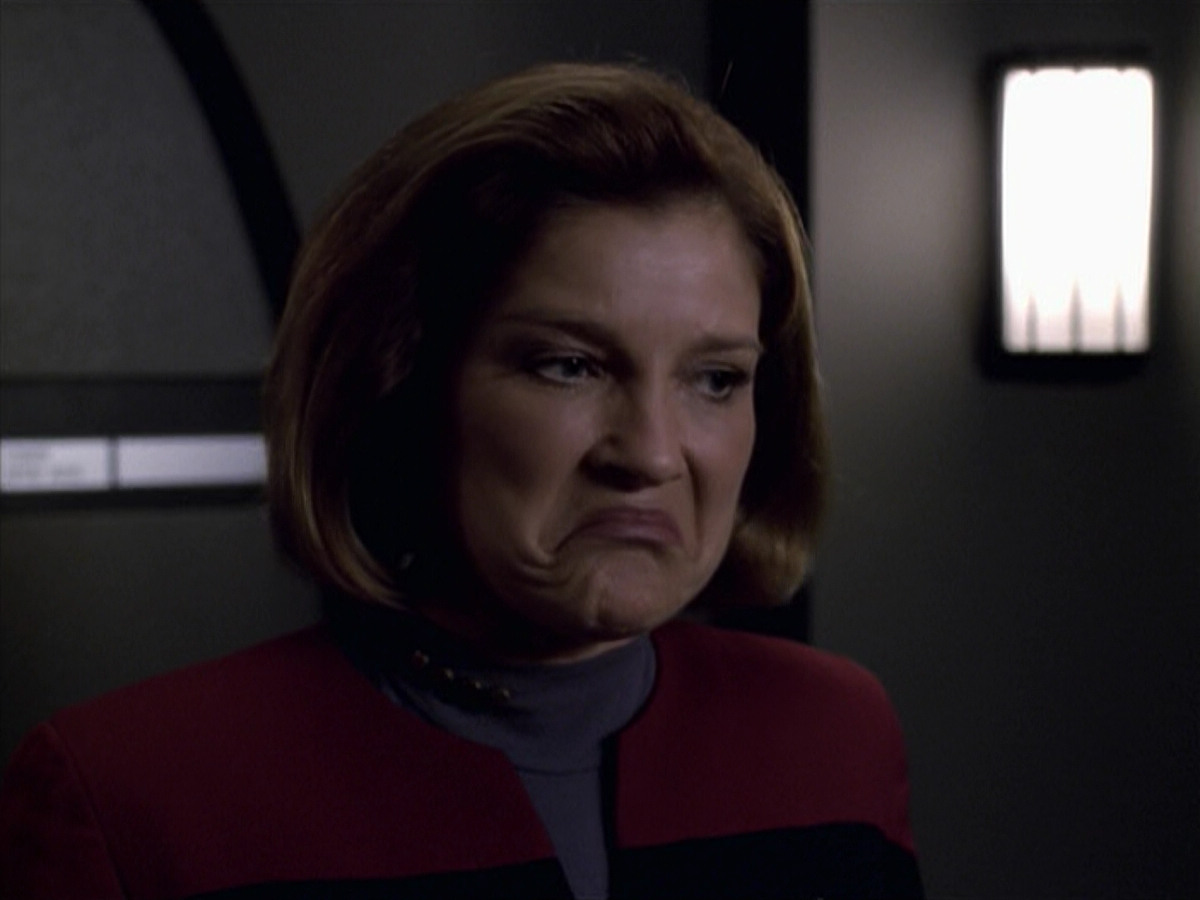 extant_StarTrek_VOY_6x20-GoodShepherd_00896.jpg