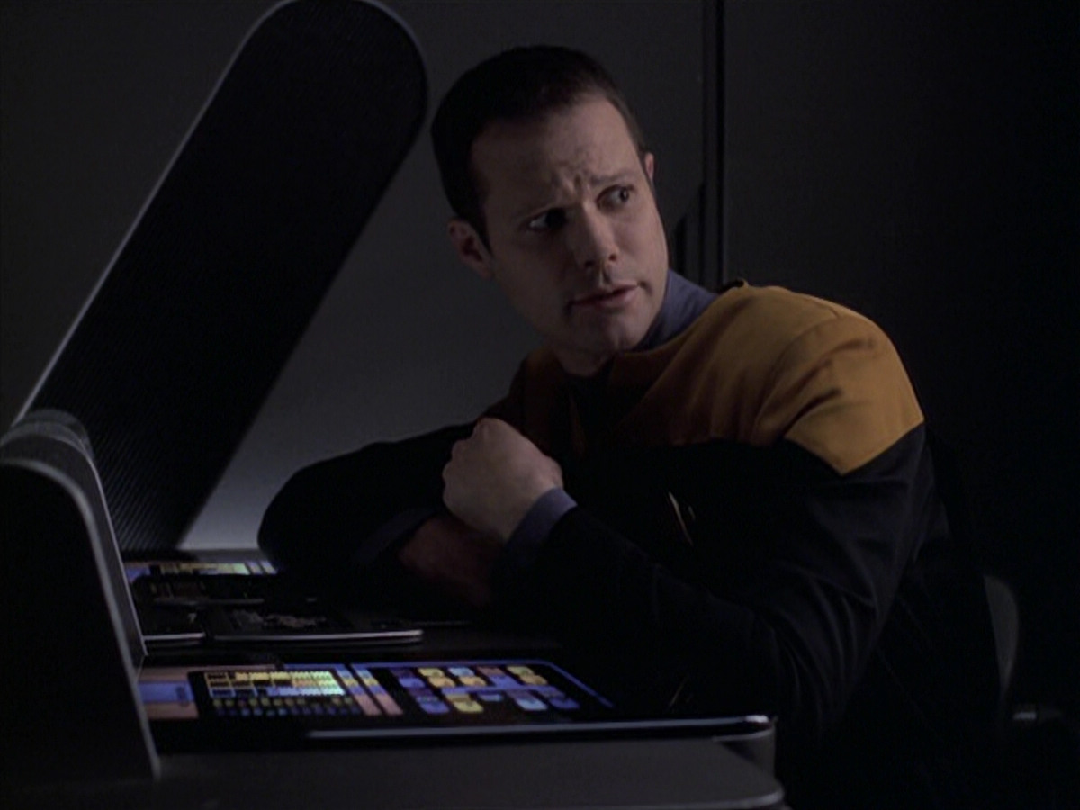 extant_StarTrek_VOY_6x20-GoodShepherd_00933.jpg