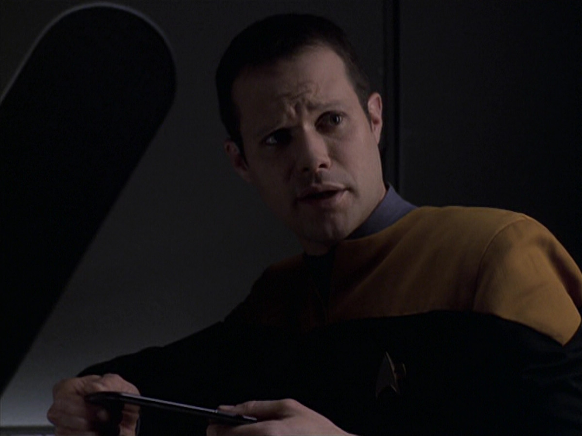extant_StarTrek_VOY_6x20-GoodShepherd_00950.jpg