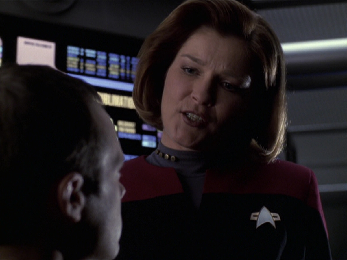 extant_StarTrek_VOY_6x20-GoodShepherd_00987.jpg