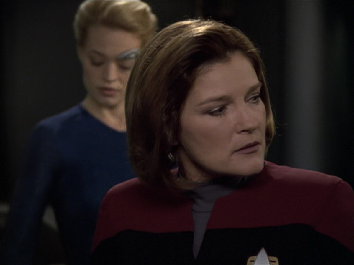 extant_StarTrek_VOY_6x20-GoodShepherd_01132.jpg