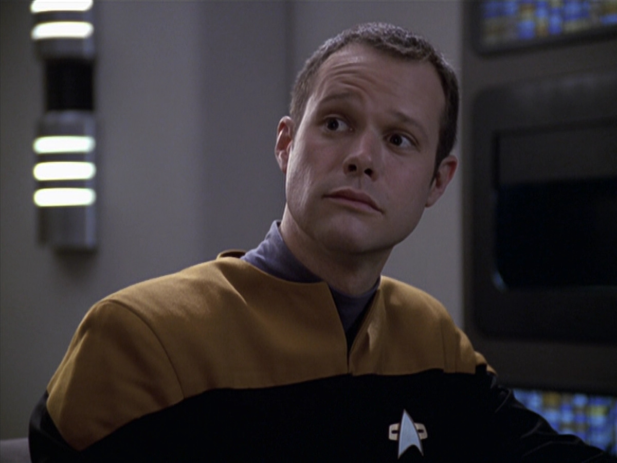 extant_StarTrek_VOY_6x20-GoodShepherd_01301.jpg