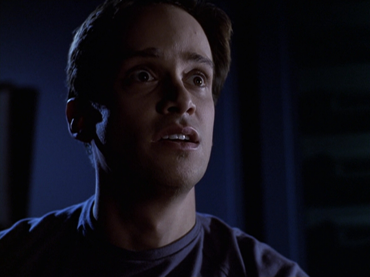 extant_StarTrek_VOY_6x20-GoodShepherd_01426.jpg