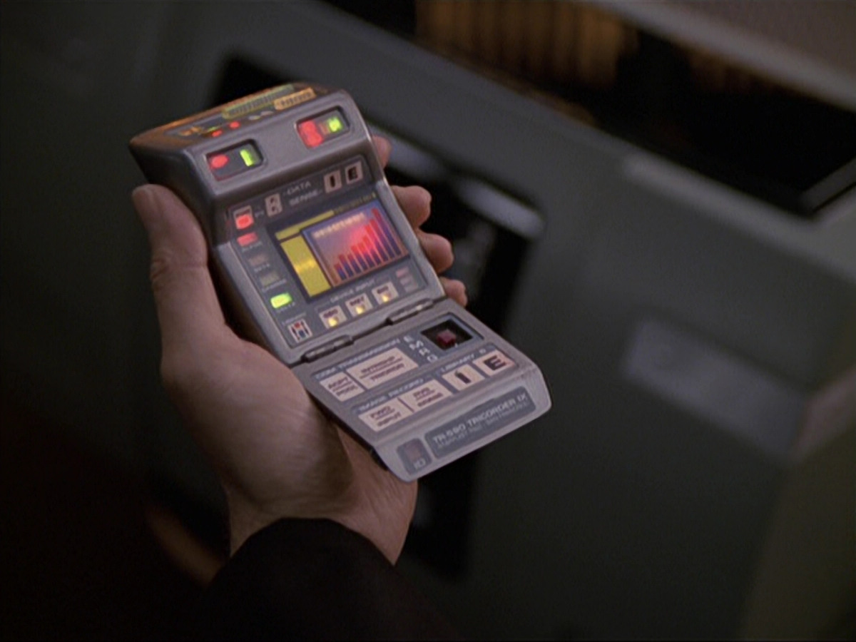 extant_StarTrek_VOY_6x20-GoodShepherd_01429.jpg
