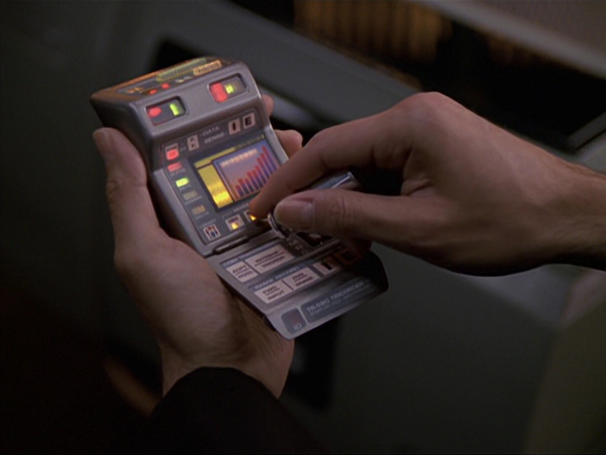 extant_StarTrek_VOY_6x20-GoodShepherd_01430.jpg