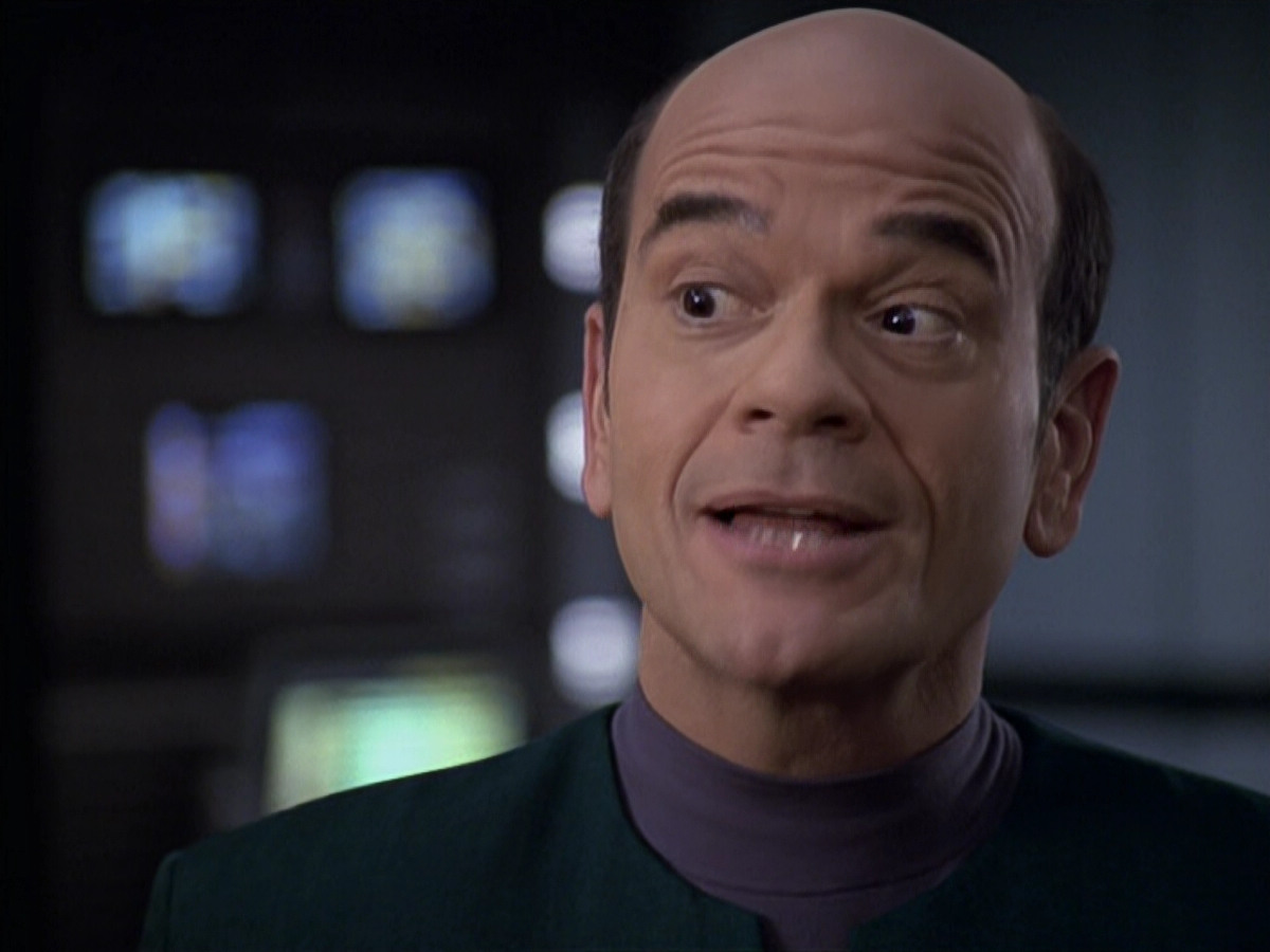 extant_StarTrek_VOY_6x20-GoodShepherd_01448.jpg
