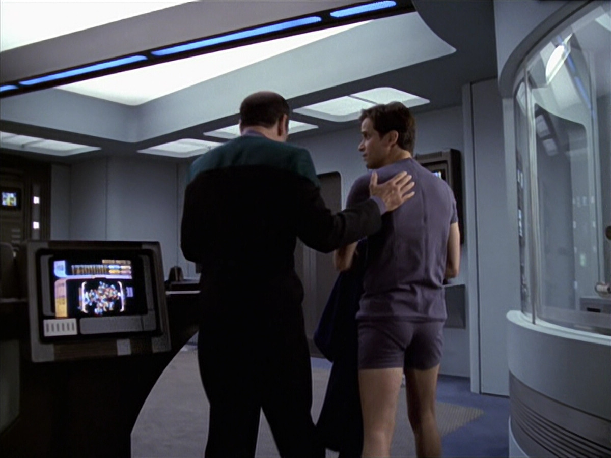 extant_StarTrek_VOY_6x20-GoodShepherd_01488.jpg