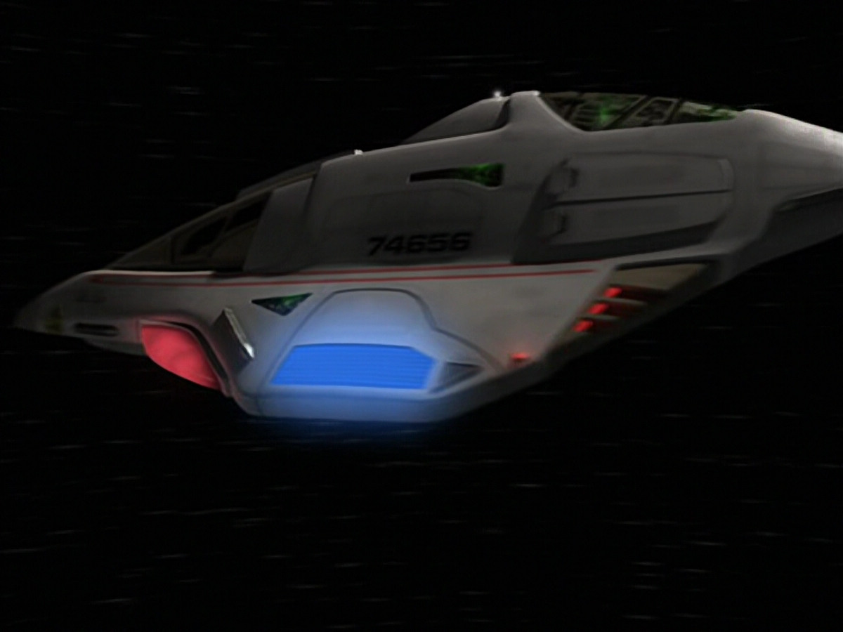 extant_StarTrek_VOY_6x20-GoodShepherd_01512.jpg