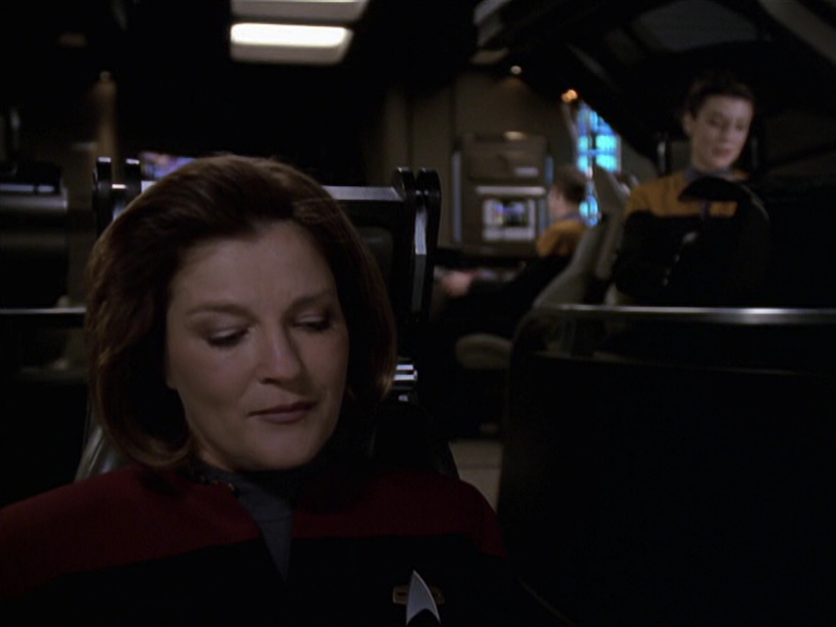 extant_StarTrek_VOY_6x20-GoodShepherd_01523.jpg